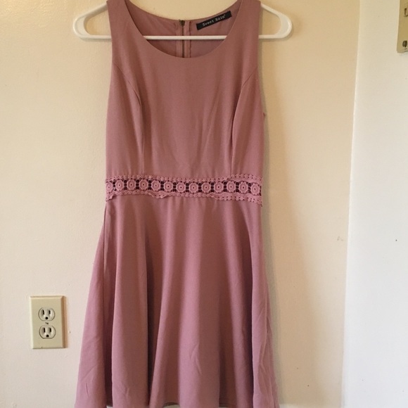 Sweet Rain | Mini Dress - Picture 2 of 7